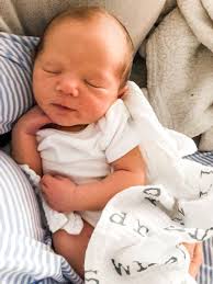 It's a BOY! 💙 Our very own Dr. Dallas and her husband welcomed a baby boy  into the world