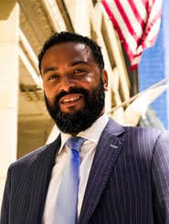 Michael Erde's Instagram, Twitter & Facebook