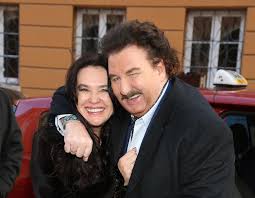 Krzysztof krawczyk zmarł w wielkanocny. Pogrzeb Krzysztofa Krawczyka Zona Przytulila Sie Do Trumny I Wykrzyczala Te Slowa Eska Pl