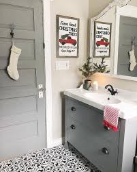 Farmhouse Bathroom Decor For Christmas Via Farmsteadonfirst Christmasdecor Christm Christmas Bathroom Decor Christmas Bathroom Christmas Decorations Bedroom