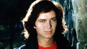 Ruta Camilo Sesto: un recorrido por los lugares de Alcoi que marcaron la  vida de una estrella de la “terreta”