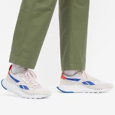 Reebok shoes for men come in a great variety of sizes and colors for your next run or gym session. Reebok Cl Legacy Morning Fog Court Blue Red End
