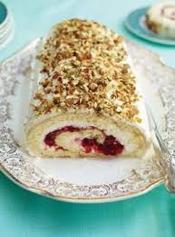 Cranberry Raspberry Mascarpone And Pistachio Yule Log Ricardo Recipe Vanilla Sheet Cakes Yule Log Recipe Ricardo Recipe