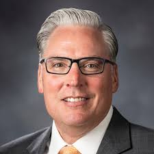 Grant Schultz's Instagram, Twitter & Facebook