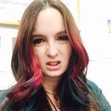 Natalie Weir's Instagram, Twitter & Facebook