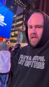 My bad @ljh_nyc thought you was my cousin from N.C. you know we all look  the same