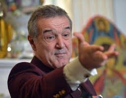 Retrouvez les stats, les compositions, les buts et les buteurs pour suivre le score en direct. Fcsb Craiova 4 1 Gigi Becali Entuziasmat Am Jucat In Stil De Mare EchipÄƒ A FÄƒcut In Direct La Tv Calculele La Titlu SupÄƒrat Pe IonuÈ› VinÄƒ