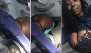 Ousada Paulinha Padase Exibindo Rabinho Perfeito Com Calcinha Atolada - Cnn  Amador