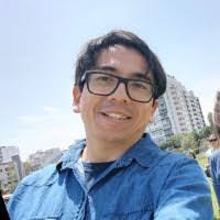 Elias Vidal's Instagram, Twitter & Facebook