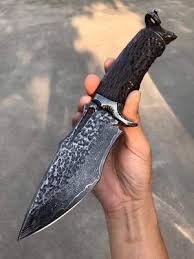 Couteau De Forge Forgeorigine En 2020 Lame Damas Couteau De Chasse Lame