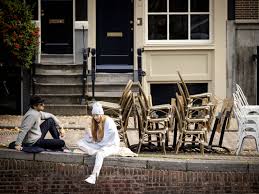 Wat er daarna gebeurt, is aan de ondernemer zelf. Horecabedrijven Willen Terrassen Openen De Volle Parken Zijn De Druppel Nos