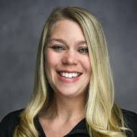 Mandy Ash's Instagram, Twitter & Facebook