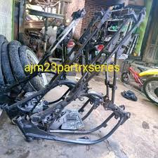 Sebagai salah satu sepeda motor legendaris, rx king memang punya performa yang memuaskan. Rangka Dan Dokumen Lengkap Rx King 1996 Hijau Block Mesin Sparepart Motor Motor Bukalapak Com Inkuiri Com