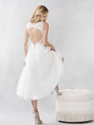 Des robes laissant une longue traîne derrière sont proposées dans cette sélection. Robe De Mariee Courte Et Transformable A Marseille Indisponible Vente Robes De Mariee Et Costumes De Marie A Saint Mitre Les Remparts Pres Marseille Promesse Tenue
