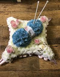 Knitting Tribute By Sarah S Rose Garden Florists B32 1ab Funeral Floral Arrangements Funeral Flowers Funeral Flower Arrangements