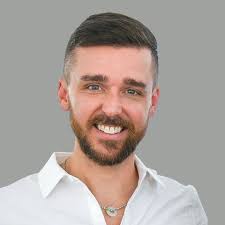 Ryan Grimes's Instagram, Twitter & Facebook