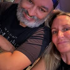 Hi guys, I've a question. In some races I've had the chance to cross the  finish line with my daughter holding my hand since she was waiting for me  100/200 meters before (