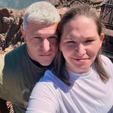 Have you considered becoming a foster parent? Kidlink is actively seeking  foster parents for teen boys, sibling groups with both young children that  has an older siblings, large sibling groups, and children