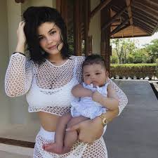 On december 25, 2020, kylie shared a couple of pictures of herself and stormi twinning in a lovely shade of red. Kylie Jenner Is Accused Of Photoshopping Her Daughter S Ear