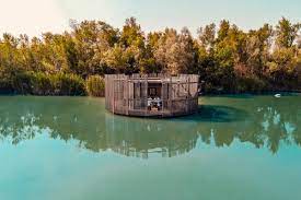 10 décembre 2018 une magnifique hébergement insolite vers avignon. Nos Cabanes Insolites Eco Domaine Coucoo Grands Cepages A Sorgues
