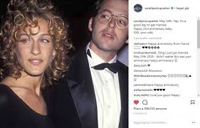 Anzi hanno fatto della loro il matrimonio era stato celebrato al castello di luttrellstown, vicino dublino, prima in abiti bianchi, poi in viola cardinale per la festa serale: Sarah Jessica Parker Festeggia I 21 Anni Di Matrimonio Con Una Foto Amarcord Su Instagram Corriere It