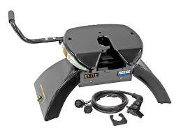 All reese fifth wheel hitches feature easy installation and removal allows full access to the truck bed and includes a durable powdercoat, black paint finish for a long lasting and attractive appearance. Reese 30871 Elite Series Pre Assembled 26 5k 5th Wheel Hitch