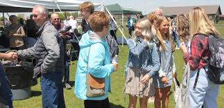 Seniors film music video, “Conquer All” Seniors visit the Saint, Good Ol'  St. Louis that is!