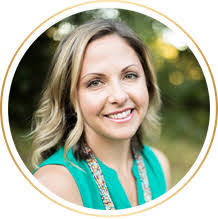 Maggie Luther's Instagram, Twitter & Facebook