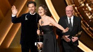 Camille et Clément Ducol remportent l'Oscar de la meilleure chanson, une  première pour des Français en 56 ans