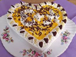 Kirsch Eierlikor Blechkuchen Mit Schmand Sahne Von Superkirst Chefkoch Blechkuchen Kuchen Rezepte Einfach Kuchen Und Torten