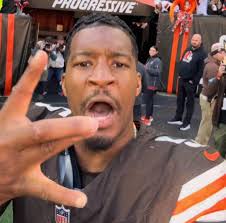 Clocking in for Victory Monday.