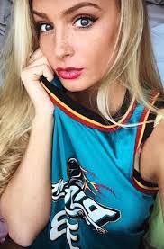 Rebekah Mcclain's Instagram, Twitter & Facebook