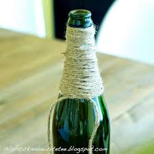 Si quieres saber cómo hacer botellas decoradas navideñas, podemos ayudarte: Botellas Decoradas Guia De Manualidades