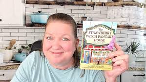 Amazon.com: The Strawberry Patch Pancake House: A small-town romance,  perfect for fans of forced proximity, found family, and slow-burn romcoms  for summer reading in 2025 (Dream Harbor) (Book 4): 9780008713348: Gilmore,  Laurie: