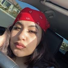 Leann Rivera's Instagram, Twitter & Facebook