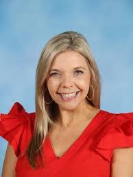 Amanda Tupper's Instagram, Twitter & Facebook