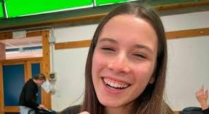 Anna Valentini's Instagram, Twitter & Facebook