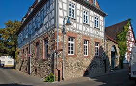 Since 1702, the 'frankfurter haus' has been a historic inn, where rustic coziness merges with a stylish ambience. Https Www Xn Flrsheim 1656 Jmb De Html Der Frankfurter Hof Html