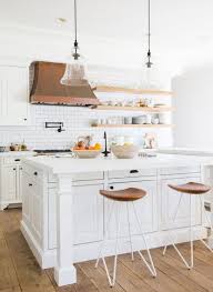 Check out that laundry room wallpaper. Interior Icon 5 Steps To Decorate Like Lauren Conrad