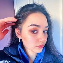 Miriam Kidd's Instagram, Twitter & Facebook