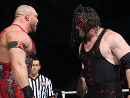 Kane è considerato uno dei più wrestler sottovalutati della wwe, ma la sua importanza e la sua fedeltà alla compagnia sono ritenute inestimabili, tanto da valergli la definizione di collante del roster. Wwe Wrestler Kane Glenn Jacobs Runs For Tennessee Mayor Sports Illustrated