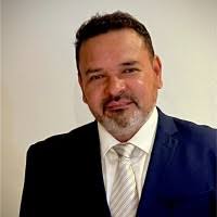 1900+ perfiles de «Marcial -x»