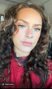 Anyone remember when Sandra Bullock was at The Dock for Halloween with her  bouncer and dressed up like an Indian? It was when they were filming A Time  To Kill.