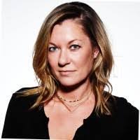 Erin Moye's Instagram, Twitter & Facebook