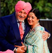 Kamalpreet kaur est le seul buteur de bharatakdoon vikrami, karnari khedu tharli, à être venu. Easy Breezy Love Tale