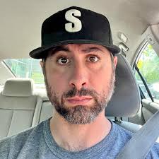 Oh but he looks good filled out with a beard.