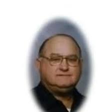 Carolyn Sinor's Instagram, Twitter & Facebook