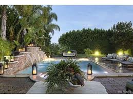 Realestate Yahoo News Latest News Headlines Celebrity Houses Kardashian Home Mansions For Sale