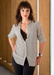 Resultado de imagem para debora falabella 2017