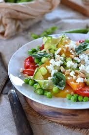 Salade Composee De Printemps Aux Petit Pois Tomate Et Courgette Recette Salades Composees Recettes Minceur Salade